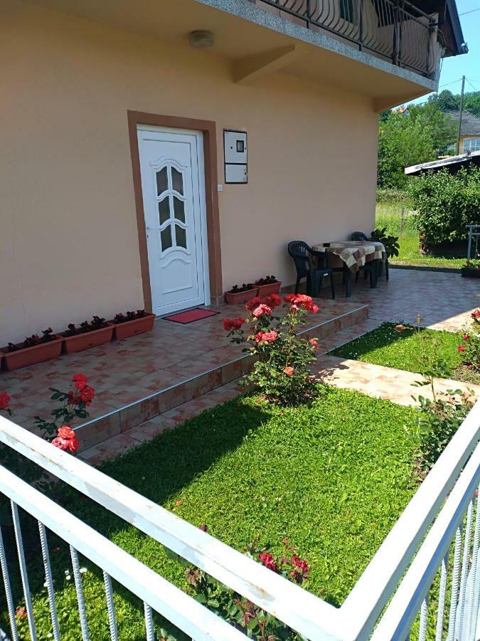 Dubrave Gornje Apartment Maida מראה חיצוני תמונה